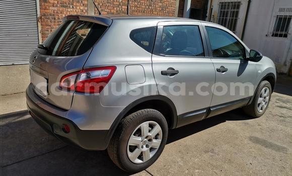 Acheter Occasion Voiture Nissan Qashqai+2 Gris à Beitbridge, Matabeleland South Acheter Occasion Voiture Nissan Qashqai+2 Gris à Beitbridge, Matabeleland South