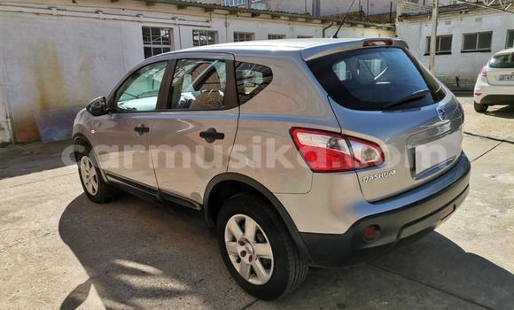 Acheter Occasion Voiture Nissan Qashqai+2 Gris à Beitbridge, Matabeleland South Acheter Occasion Voiture Nissan Qashqai+2 Gris à Beitbridge, Matabeleland South