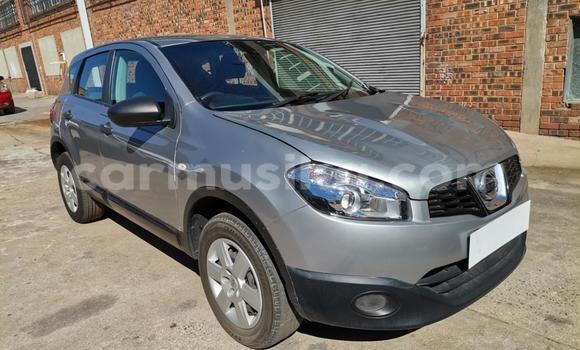 Acheter Occasion Voiture Nissan Qashqai+2 Gris à Beitbridge, Matabeleland South Acheter Occasion Voiture Nissan Qashqai+2 Gris à Beitbridge, Matabeleland South