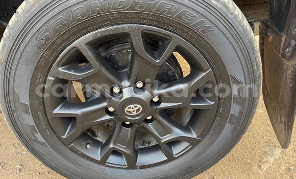 Acheter Occasion Voiture Toyota Hilux Rouge à Beitbridge, Matabeleland South Acheter Occasion Voiture Toyota Hilux Rouge à Beitbridge, Matabeleland South