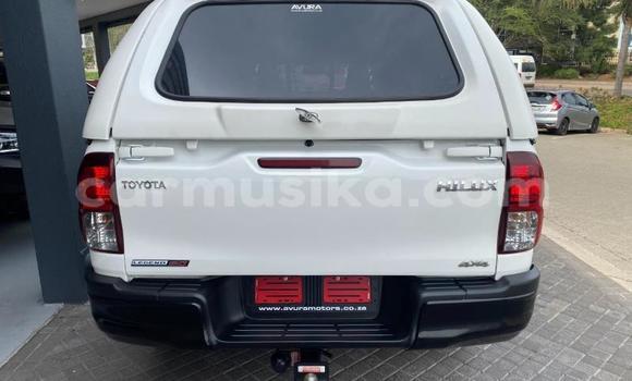 Acheter Occasion Voiture Toyota Hilux Blanc à Beitbridge, Matabeleland South