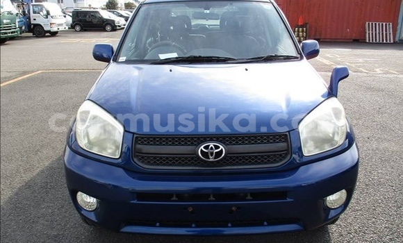 Nunua Ilio tumika Toyota RAV4 Bluu Gari ndani ya Beitbridge nchini Matabeleland Kusini Nunua Ilio tumika Toyota RAV4 Bluu Gari ndani ya Beitbridge nchini Matabeleland Kusini