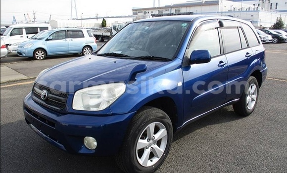 Nunua Ilio tumika Toyota RAV4 Bluu Gari ndani ya Beitbridge nchini Matabeleland Kusini Nunua Ilio tumika Toyota RAV4 Bluu Gari ndani ya Beitbridge nchini Matabeleland Kusini
