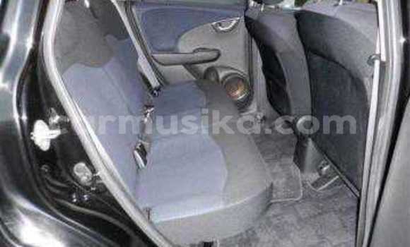 Acheter Occasion Voiture Honda Fit Noir à Beitbridge, Matabeleland South Acheter Occasion Voiture Honda Fit Noir à Beitbridge, Matabeleland South