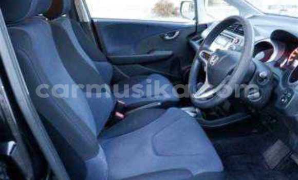 Acheter Occasion Voiture Honda Fit Noir à Beitbridge, Matabeleland South Acheter Occasion Voiture Honda Fit Noir à Beitbridge, Matabeleland South