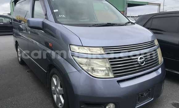 Buy Used Nissan Elgrand Silver Car in Beitbridge in Matabeleland South