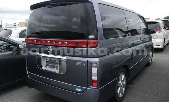 Acheter Occasion Voiture Nissan Elgrand Gris à Beitbridge, Matabeleland South Acheter Occasion Voiture Nissan Elgrand Gris à Beitbridge, Matabeleland South