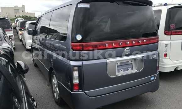 Acheter Occasion Voiture Nissan Elgrand Gris à Beitbridge, Matabeleland South Acheter Occasion Voiture Nissan Elgrand Gris à Beitbridge, Matabeleland South