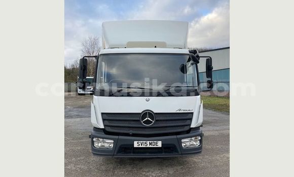 Nunua Ilio tumika Mercedes‒Benz Truck Nyingine Lori ndani ya Beitbridge nchini Matabeleland Kusini Nunua Ilio tumika Mercedes‒Benz Truck Nyingine Lori ndani ya Beitbridge nchini Matabeleland Kusini