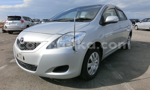 Nunua Ilio tumika Toyota Belta Nyeupe Gari ndani ya Beitbridge nchini Matabeleland Kusini