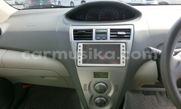 Buy Used Toyota Belta White Car in Beitbridge in Matabeleland South Buy Used Toyota Belta White Car in Beitbridge in Matabeleland South