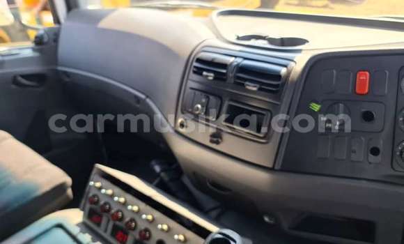 Acheter Occasion Utilitaire Nissan UD Autre à Beitbridge, Matabeleland South Acheter Occasion Utilitaire Nissan UD Autre à Beitbridge, Matabeleland South