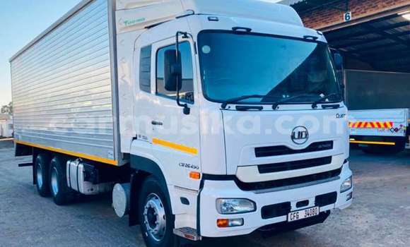 Acheter Occasion Utilitaire Nissan UD Autre à Beitbridge, Matabeleland South Acheter Occasion Utilitaire Nissan UD Autre à Beitbridge, Matabeleland South