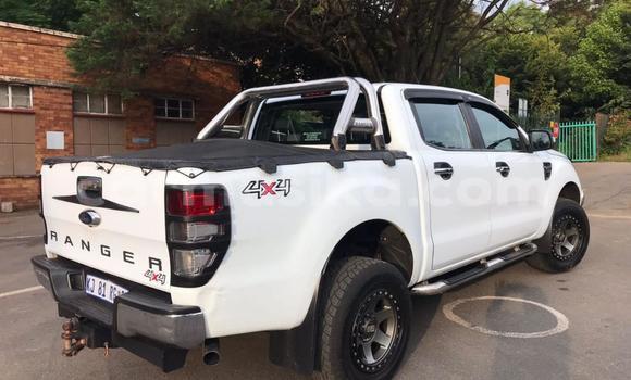 Buy Used Ford Ranger White Car in Beitbridge in Matabeleland South Buy Used Ford Ranger White Car in Beitbridge in Matabeleland South