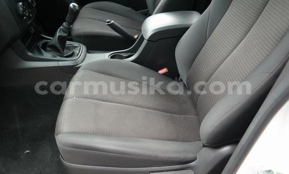 Acheter Occasion Voiture Isuzu KB Blanc à Beitbridge, Matabeleland South Acheter Occasion Voiture Isuzu KB Blanc à Beitbridge, Matabeleland South