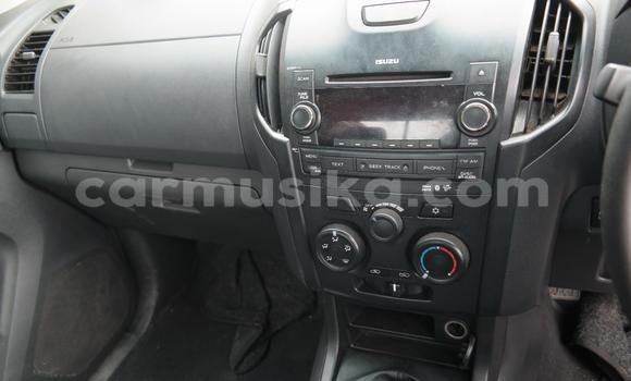 Acheter Occasion Voiture Isuzu KB Blanc à Beitbridge, Matabeleland South Acheter Occasion Voiture Isuzu KB Blanc à Beitbridge, Matabeleland South