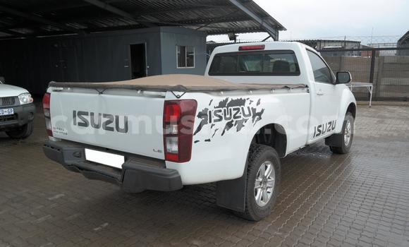 Acheter Occasion Voiture Isuzu KB Blanc à Beitbridge, Matabeleland South Acheter Occasion Voiture Isuzu KB Blanc à Beitbridge, Matabeleland South