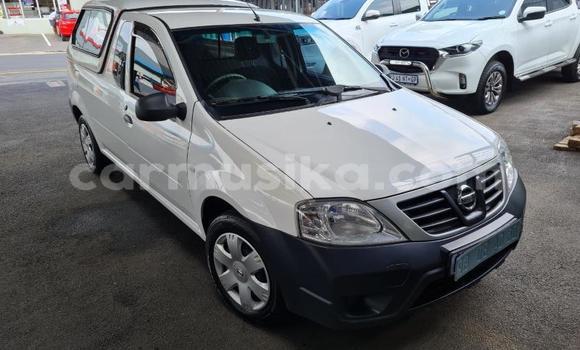 Nunua Ilio tumika Nissan Pickup Nyeupe Gari ndani ya Beitbridge nchini Matabeleland Kusini Nunua Ilio tumika Nissan Pickup Nyeupe Gari ndani ya Beitbridge nchini Matabeleland Kusini