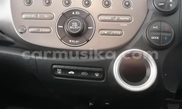 Nunua Ilio tumika Honda Jazz Fedha Gari ndani ya Beitbridge nchini Matabeleland Kusini Nunua Ilio tumika Honda Jazz Fedha Gari ndani ya Beitbridge nchini Matabeleland Kusini