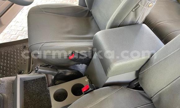 Buy Used Toyota Land Cruiser Beige Car in Beitbridge in Matabeleland South Buy Used Toyota Land Cruiser Beige Car in Beitbridge in Matabeleland South