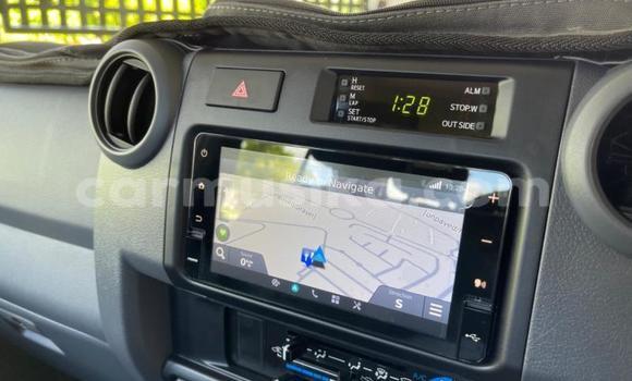 Buy Used Toyota Land Cruiser Beige Car in Beitbridge in Matabeleland South Buy Used Toyota Land Cruiser Beige Car in Beitbridge in Matabeleland South