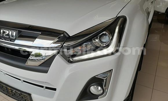 Acheter Occasion Voiture Isuzu KB Blanc à Beitbridge, Matabeleland South Acheter Occasion Voiture Isuzu KB Blanc à Beitbridge, Matabeleland South