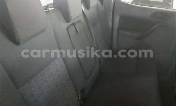 Tenga Tsaru Toyota RAV4 Chena Mota in Beitbridge in Matabeleland South Tenga Tsaru Toyota RAV4 Chena Mota in Beitbridge in Matabeleland South