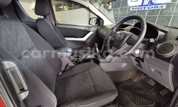 Acheter Occasion Voiture Mazda BT-50 Rouge à Beitbridge, Matabeleland South Acheter Occasion Voiture Mazda BT-50 Rouge à Beitbridge, Matabeleland South