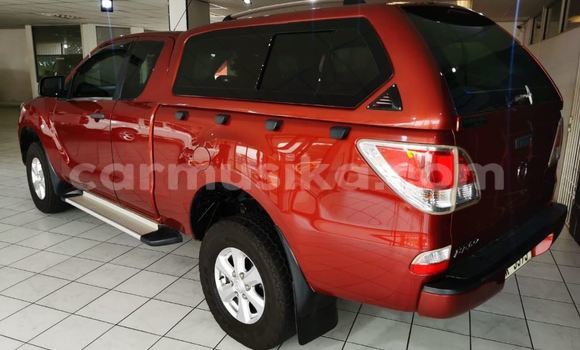 Acheter Occasion Voiture Mazda BT-50 Rouge à Beitbridge, Matabeleland South Acheter Occasion Voiture Mazda BT-50 Rouge à Beitbridge, Matabeleland South