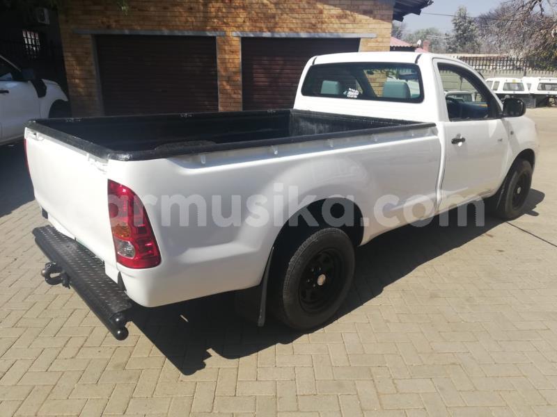 Big with watermark toyota hilux matabeleland south beitbridge 26815