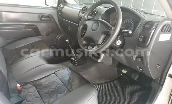 Tenga Tsaru Isuzu KB Chena Mota in Beitbridge in Matabeleland South Tenga Tsaru Isuzu KB Chena Mota in Beitbridge in Matabeleland South