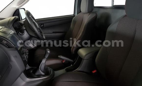 Tenga Tsaru Isuzu KB Chena Mota in Beitbridge in Matabeleland South Tenga Tsaru Isuzu KB Chena Mota in Beitbridge in Matabeleland South