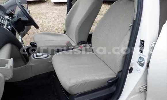 Acheter Occasion Voiture Toyota Belta Blanc à Beitbridge, Matabeleland South Acheter Occasion Voiture Toyota Belta Blanc à Beitbridge, Matabeleland South