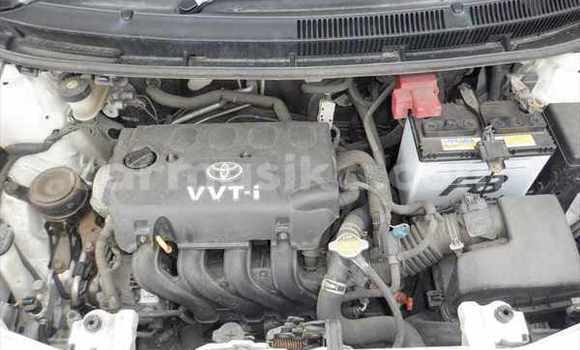 Acheter Occasion Voiture Toyota Belta Blanc à Beitbridge, Matabeleland South Acheter Occasion Voiture Toyota Belta Blanc à Beitbridge, Matabeleland South