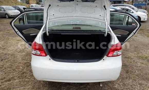 Acheter Occasion Voiture Toyota Belta Blanc à Beitbridge, Matabeleland South Acheter Occasion Voiture Toyota Belta Blanc à Beitbridge, Matabeleland South