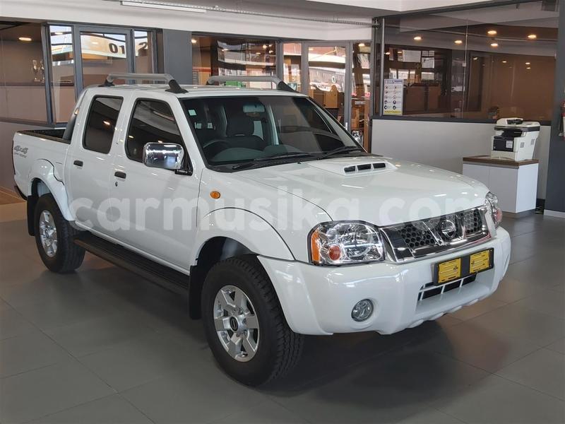 Big with watermark nissan np 300 matabeleland south beitbridge 26831