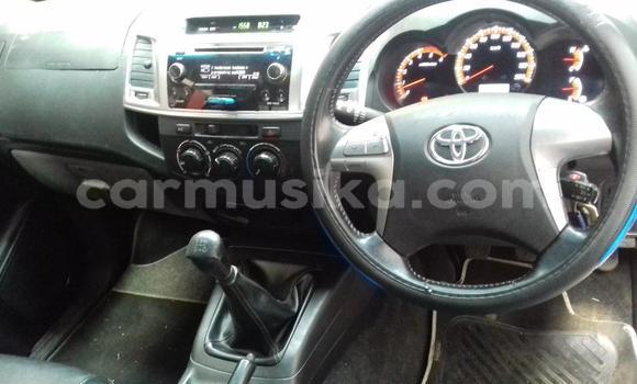 Acheter Occasion Voiture Toyota Hilux Blanc à Beitbridge, Matabeleland South Acheter Occasion Voiture Toyota Hilux Blanc à Beitbridge, Matabeleland South