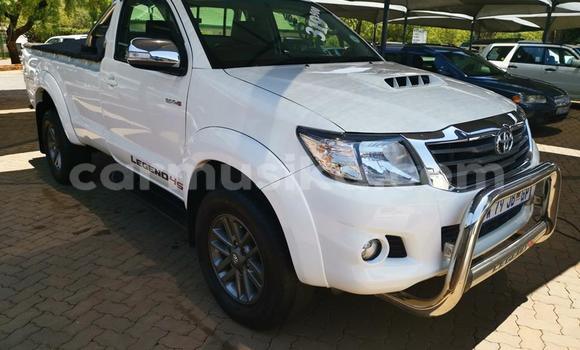 Tenga Tsaru Toyota Hilux Chena Mota in Beitbridge in Matabeleland South Tenga Tsaru Toyota Hilux Chena Mota in Beitbridge in Matabeleland South