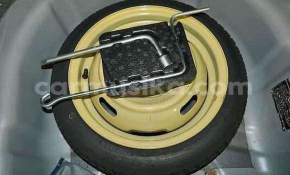 Tenga Tsaru Toyota Corolla Zvimwe Mota in Beitbridge in Matabeleland South Tenga Tsaru Toyota Corolla Zvimwe Mota in Beitbridge in Matabeleland South