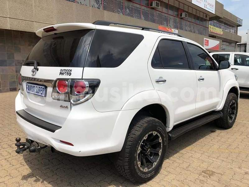 Big with watermark toyota fortuner matabeleland south beitbridge 26842