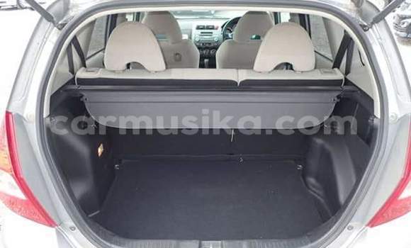 Buy Used Honda Fit Silver Car in Beitbridge in Matabeleland South Buy Used Honda Fit Silver Car in Beitbridge in Matabeleland South