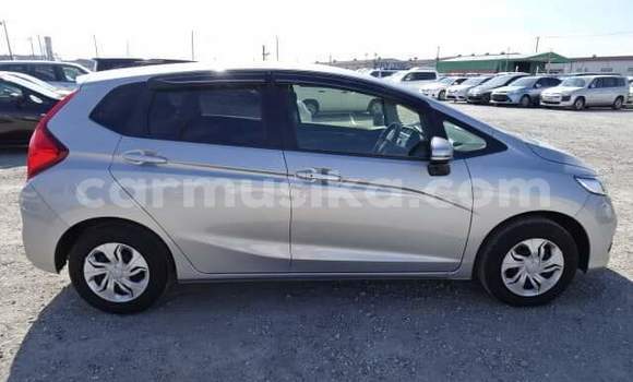 Tenga Tsaru Honda Fit Sirivha Mota in Beitbridge in Matabeleland South Tenga Tsaru Honda Fit Sirivha Mota in Beitbridge in Matabeleland South