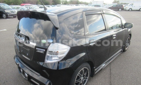 Buy Used Honda Fit Black Car in Beitbridge in Matabeleland South Buy Used Honda Fit Black Car in Beitbridge in Matabeleland South
