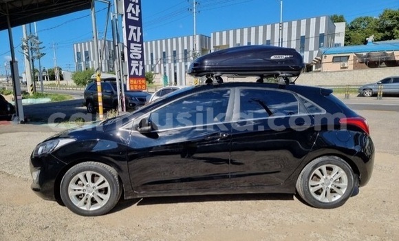 Acheter Occasion Voiture Hyundai i30 Noir à Beitbridge, Matabeleland South Acheter Occasion Voiture Hyundai i30 Noir à Beitbridge, Matabeleland South