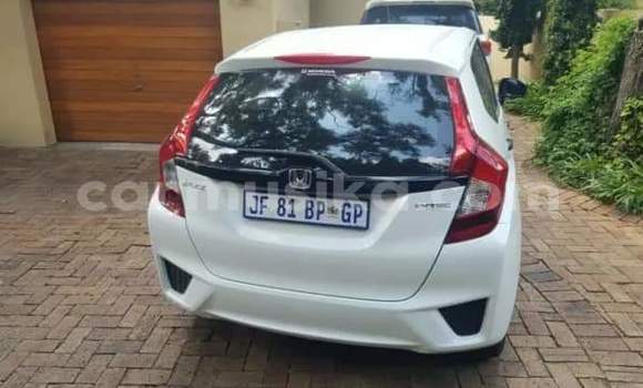 Tenga Tsaru Honda Jazz Chena Mota in Bulawayo in Bulawayo Tenga Tsaru Honda Jazz Chena Mota in Bulawayo in Bulawayo