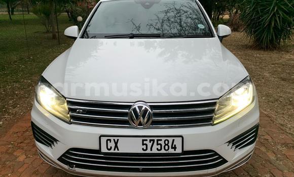 Nunua Ilio tumika Volkswagen Touareg Nyeupe Gari ndani ya Beitbridge nchini Matabeleland Kusini