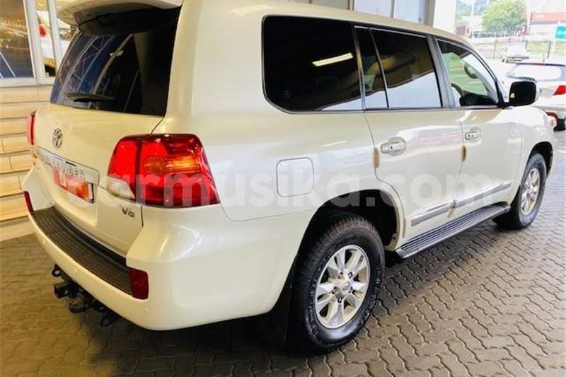 Big with watermark toyota land cruiser prado matabeleland south beitbridge 26892