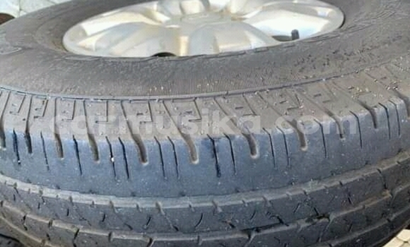 Nunua Ilio tumika Ford Ranger Nyeupe Gari ndani ya Beitbridge nchini Matabeleland Kusini Nunua Ilio tumika Ford Ranger Nyeupe Gari ndani ya Beitbridge nchini Matabeleland Kusini