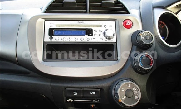 Acheter Occasion Voiture Honda Fit Bleu à Beitbridge, Matabeleland South Acheter Occasion Voiture Honda Fit Bleu à Beitbridge, Matabeleland South