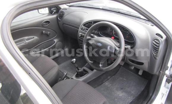 Nunua Ilio tumika Ford Pickup Nyeupe Gari ndani ya Bulawayo nchini Bulawayo Nunua Ilio tumika Ford Pickup Nyeupe Gari ndani ya Bulawayo nchini Bulawayo